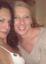 Nikki playing with London tgirls